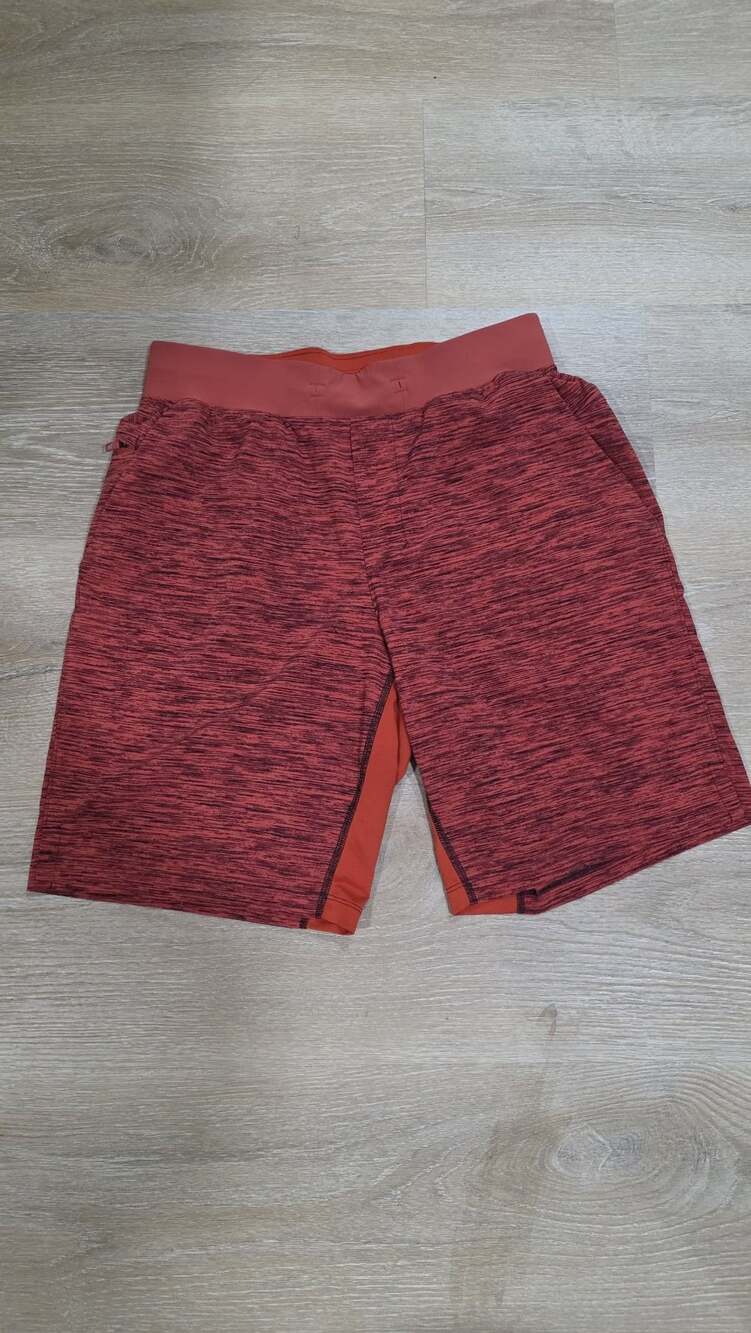 Lululemon Men's T.H.E. Short 9" Red Space Dye Athletic Shorts, M